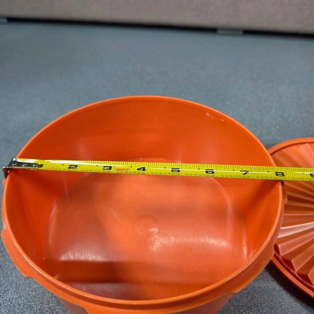Tupperware Servalier Bowl Orange Vintage 8.5in Good Sunburst Lid Retro Storage